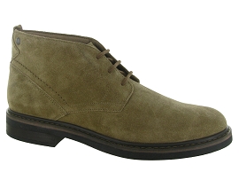 CLARKS NEWFORD MID<br>Marron